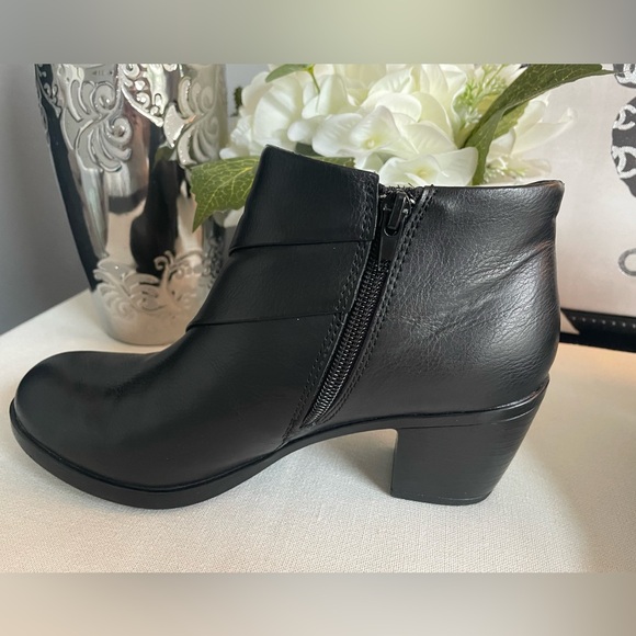 b.o.c Ankle Boots - Picture 2 of 8